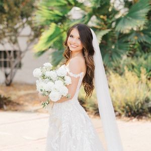 Meet your Posher, Avery